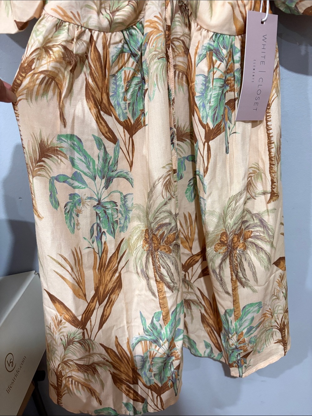 White Closet Cream Tropical Tie-Front Mini Dress - Picture 2 of 13